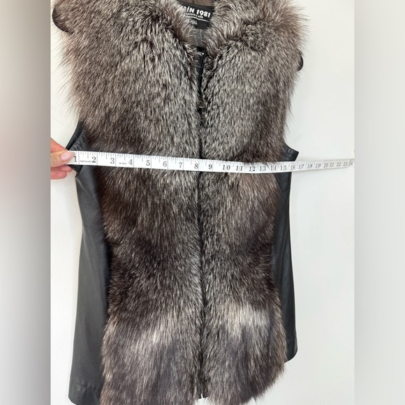 Italian Genuine Fur & Leather Vest – XL, Brand New, Rare Find - Picture 13 of 17